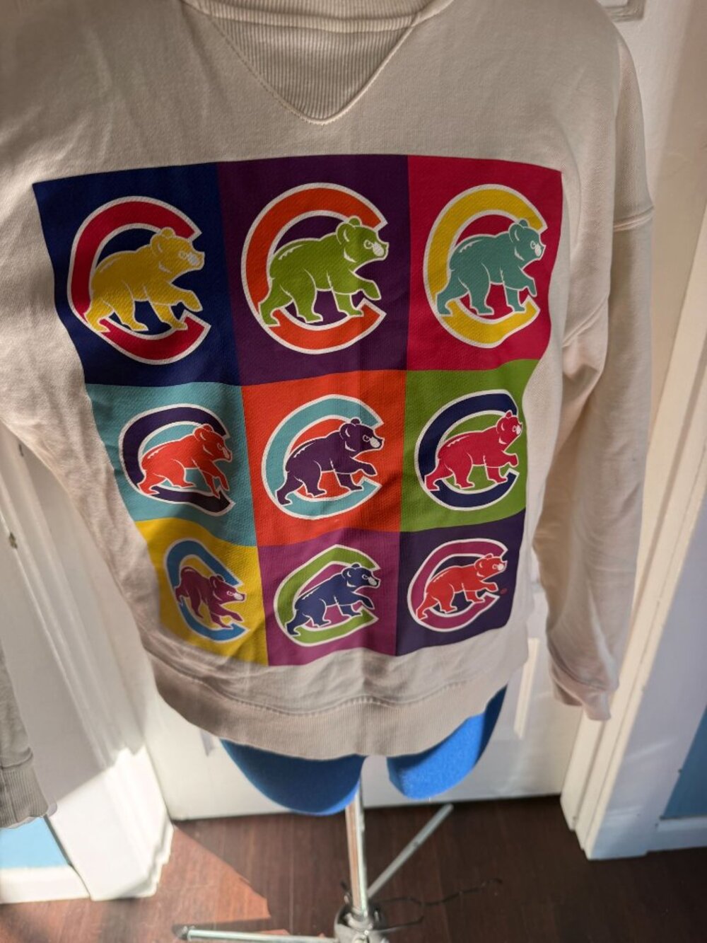 NWOT Terez x MLB Chicago Cubs Crew Neon Multicolor Beige Crewneck Sweatshirt SM - Picture 2 of 6